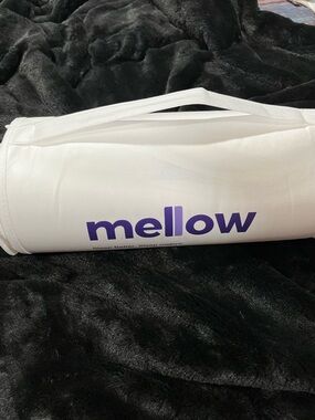 Mellow White Home Bedding Pillow - Plush Support.